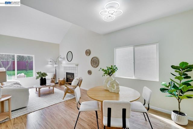 4691 Rousillon Ave, Fremont, CA 94555