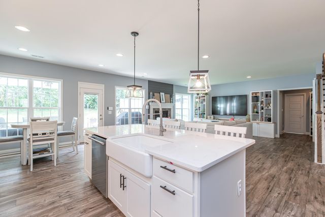 3032 Rosewood Drive, Versailles, KY 40383