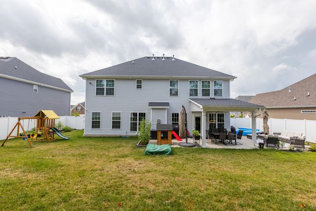 3032 Rosewood Drive, Versailles, KY 40383