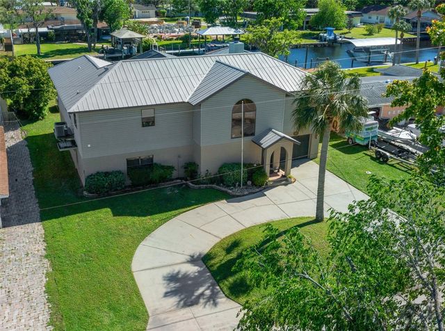 2050 NW 18TH STREET, Crystal River, FL 34428