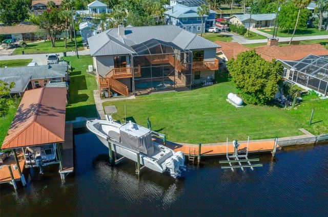 2050 NW 18TH STREET, Crystal River, FL 34428