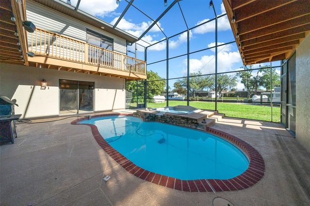 2050 NW 18TH STREET, Crystal River, FL 34428