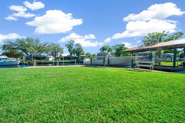 2050 NW 18TH STREET, Crystal River, FL 34428