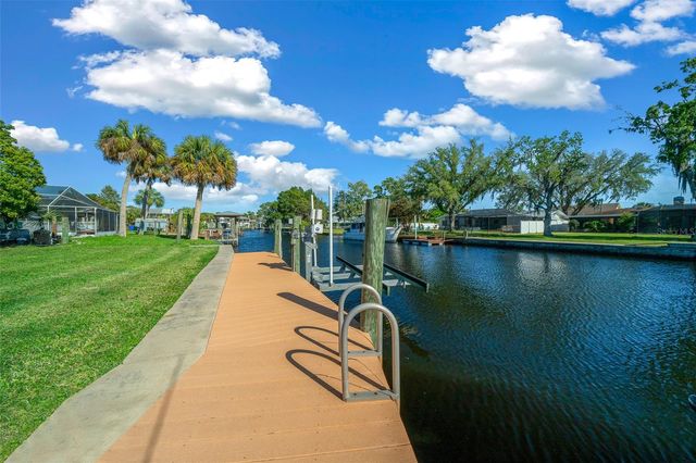 2050 NW 18TH STREET, Crystal River, FL 34428