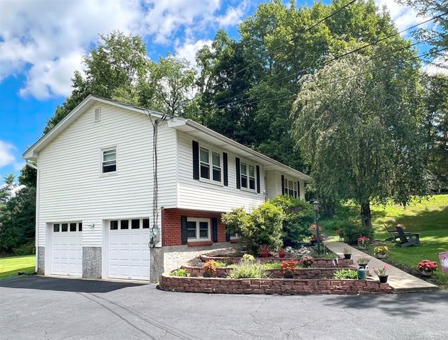 76 Pine Hill Road, Highland Mills, NY 10930