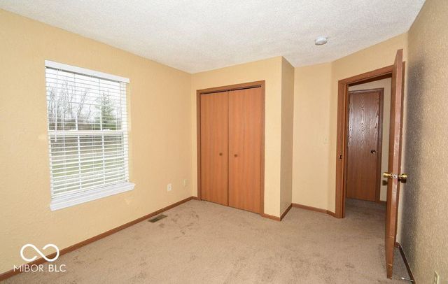 10325 Liverpool Way, Indianapolis, IN 46236