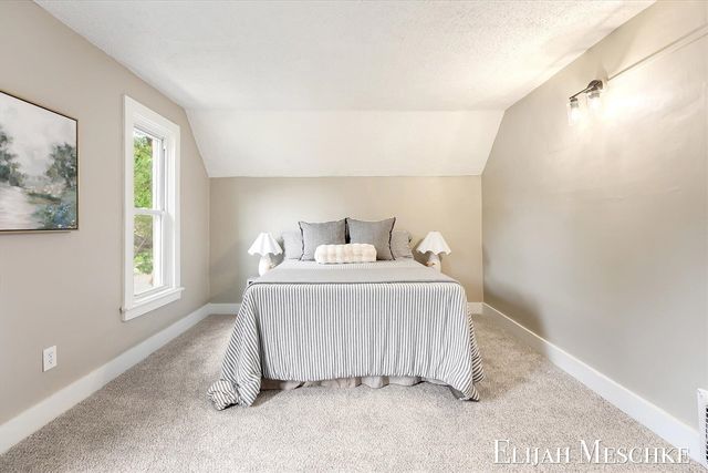 801 Coldbrook Street, Grand Rapids, MI 49503
