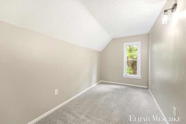 801 Coldbrook Street, Grand Rapids, MI 49503