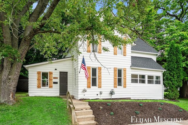 801 Coldbrook Street, Grand Rapids, MI 49503