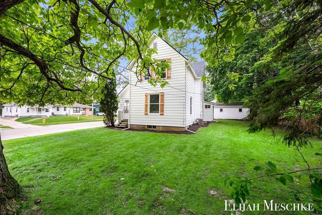 801 Coldbrook Street, Grand Rapids, MI 49503