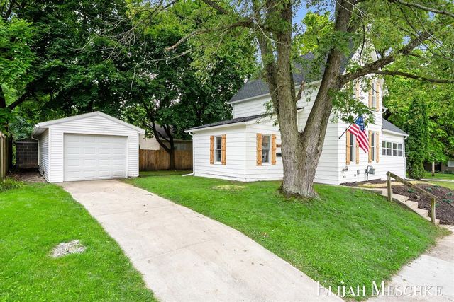 801 Coldbrook Street, Grand Rapids, MI 49503