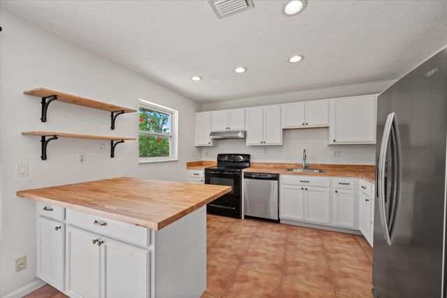 143 Bobwhite Road, Royal Palm Beach, FL 33411