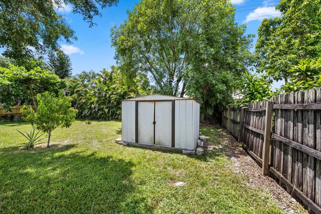 143 Bobwhite Road, Royal Palm Beach, FL 33411