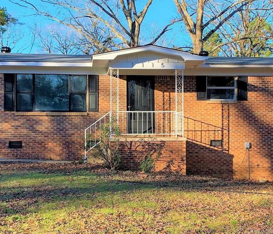 1115 Akers Rd, Hot Springs, AR 71901