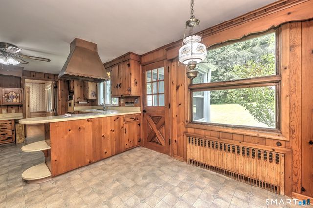 380 Still Hill Road, Hamden, CT 06518
