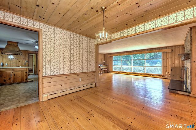 380 Still Hill Road, Hamden, CT 06518