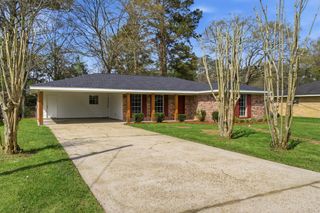 306 W Ray Dr., Hattiesburg, MS 39402