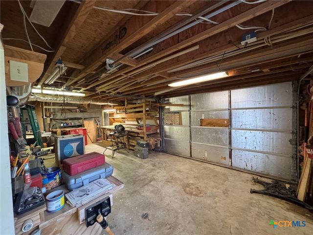 229 Wood Glen Drive, Gatesville, TX 76528