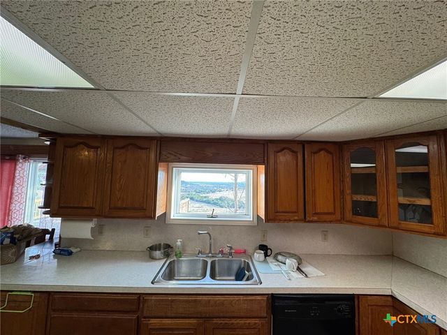 229 Wood Glen Drive, Gatesville, TX 76528