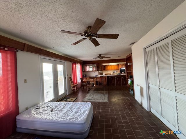 229 Wood Glen Drive, Gatesville, TX 76528