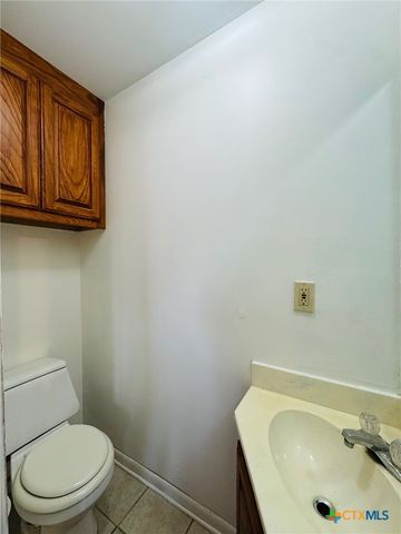 229 Wood Glen Drive, Gatesville, TX 76528