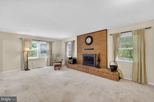 2922 BARRISTER LN, Bowie, MD 20715