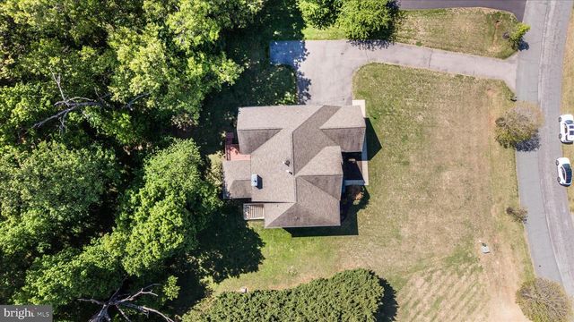 7011 CYPRESS HILL DR, Gaithersburg, MD 20879
