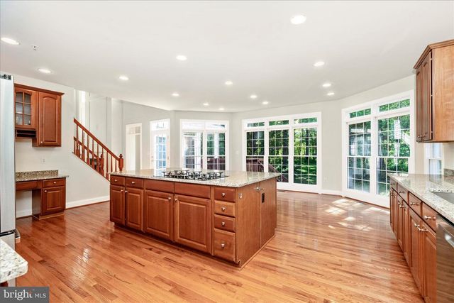7011 CYPRESS HILL DR, Gaithersburg, MD 20879