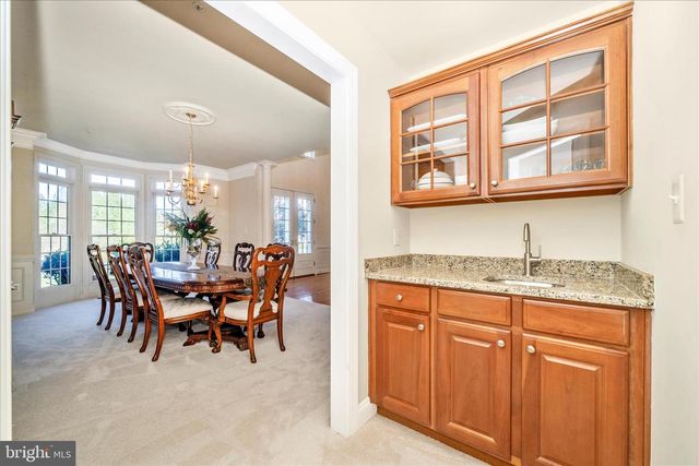 7011 CYPRESS HILL DR, Gaithersburg, MD 20879
