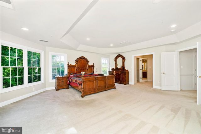 7011 CYPRESS HILL DR, Gaithersburg, MD 20879