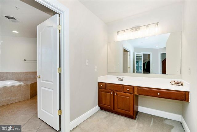 7011 CYPRESS HILL DR, Gaithersburg, MD 20879
