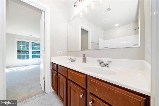 7011 CYPRESS HILL DR, Gaithersburg, MD 20879