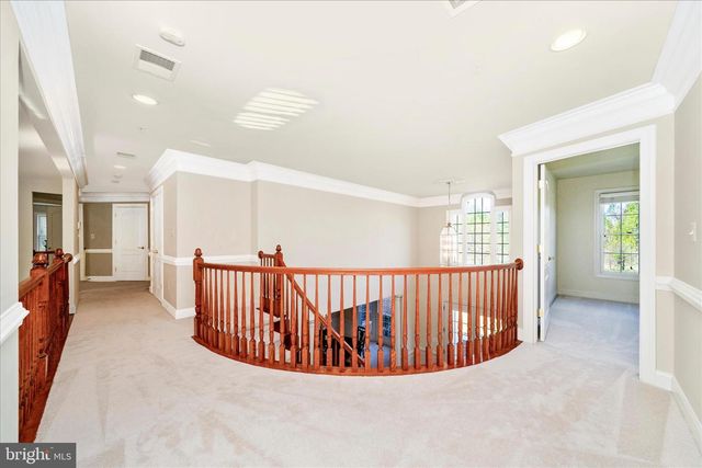 7011 CYPRESS HILL DR, Gaithersburg, MD 20879