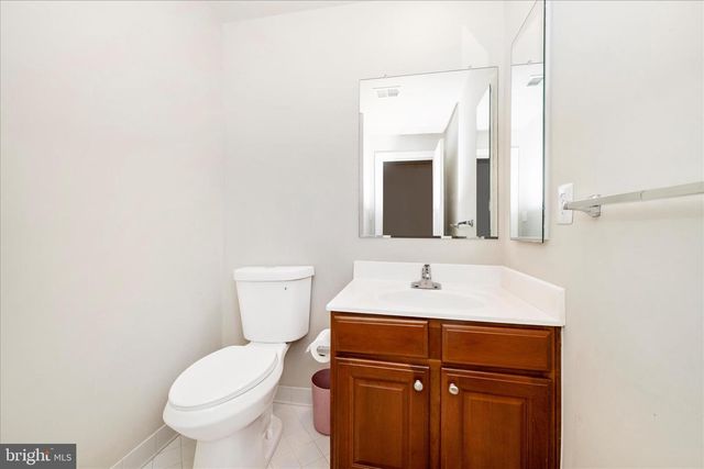 7011 CYPRESS HILL DR, Gaithersburg, MD 20879