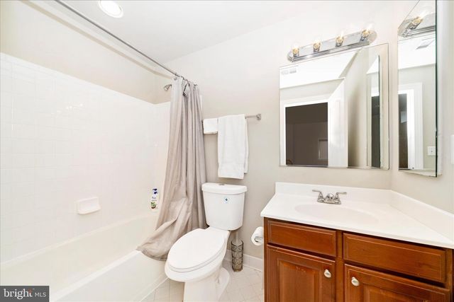7011 CYPRESS HILL DR, Gaithersburg, MD 20879