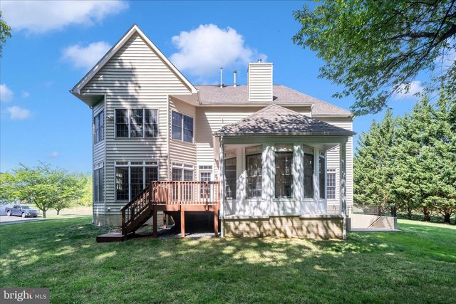 7011 CYPRESS HILL DR, Gaithersburg, MD 20879