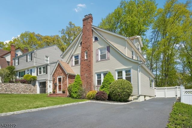 90 Morningside Rd, Verona Twp., NJ 07044
