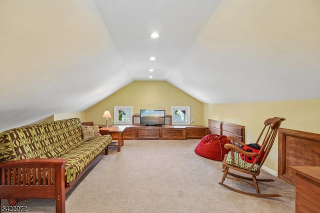 90 Morningside Rd, Verona Twp., NJ 07044