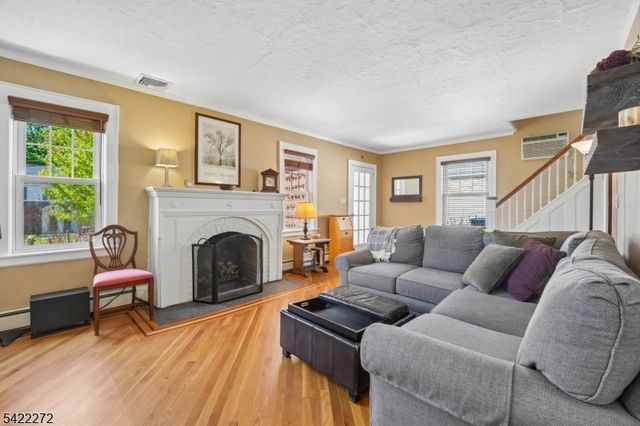 90 Morningside Rd, Verona Twp., NJ 07044