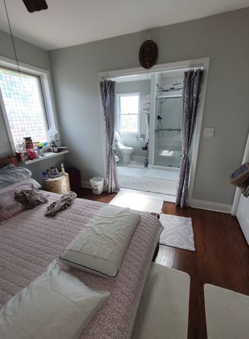 5153 Dobson Street, Skokie, IL 60077