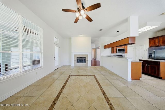 2334 FOXHAVEN Drive, Jacksonville, FL 32224