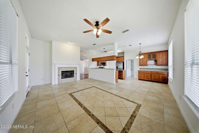 2334 FOXHAVEN Drive, Jacksonville, FL 32224