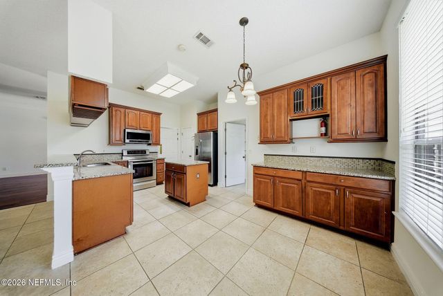 2334 FOXHAVEN Drive, Jacksonville, FL 32224
