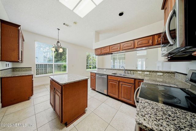 2334 FOXHAVEN Drive, Jacksonville, FL 32224