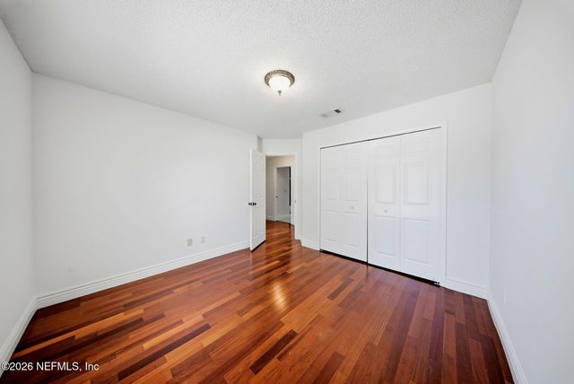 2334 FOXHAVEN Drive, Jacksonville, FL 32224