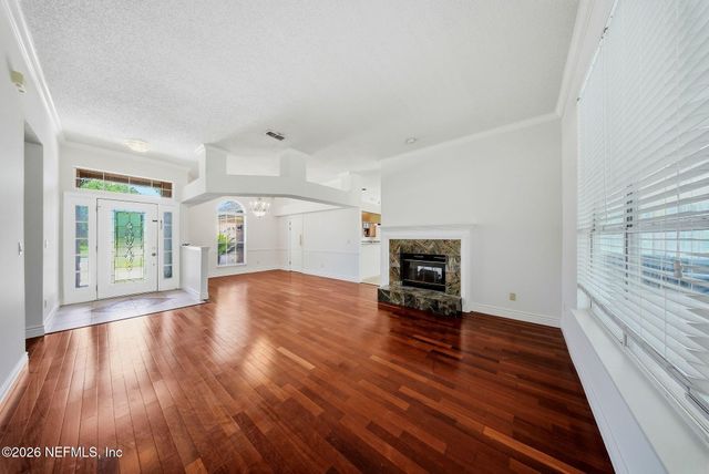 2334 FOXHAVEN Drive, Jacksonville, FL 32224
