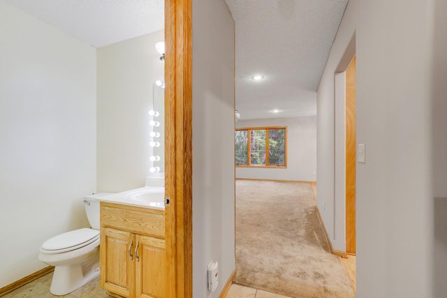 2461 Williams Drive, Burnsville, MN 55337