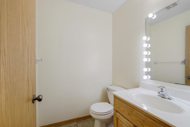 2461 Williams Drive, Burnsville, MN 55337