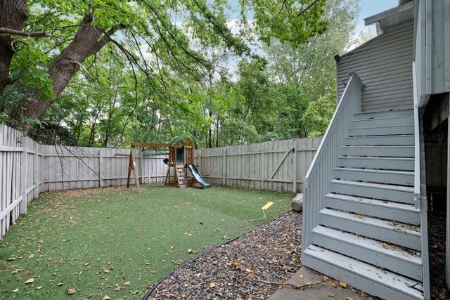 2461 Williams Drive, Burnsville, MN 55337