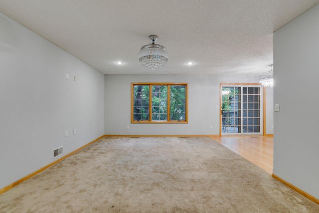 2461 Williams Drive, Burnsville, MN 55337
